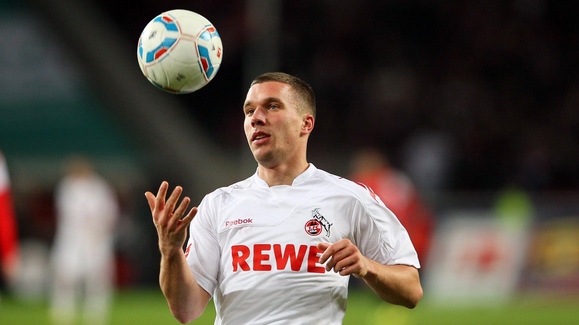 开云集团中国官网-“震撼全场：那些年令人心跳加速的赛段奇迹”