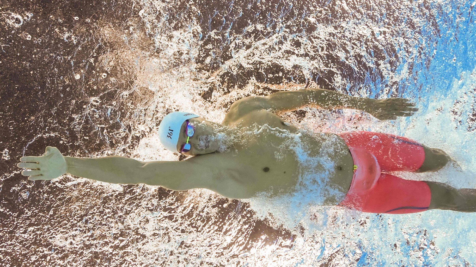 【比赛观看指南】专业解读运动员战术变化，提升观赛体验，观看比赛应履行哪些义务