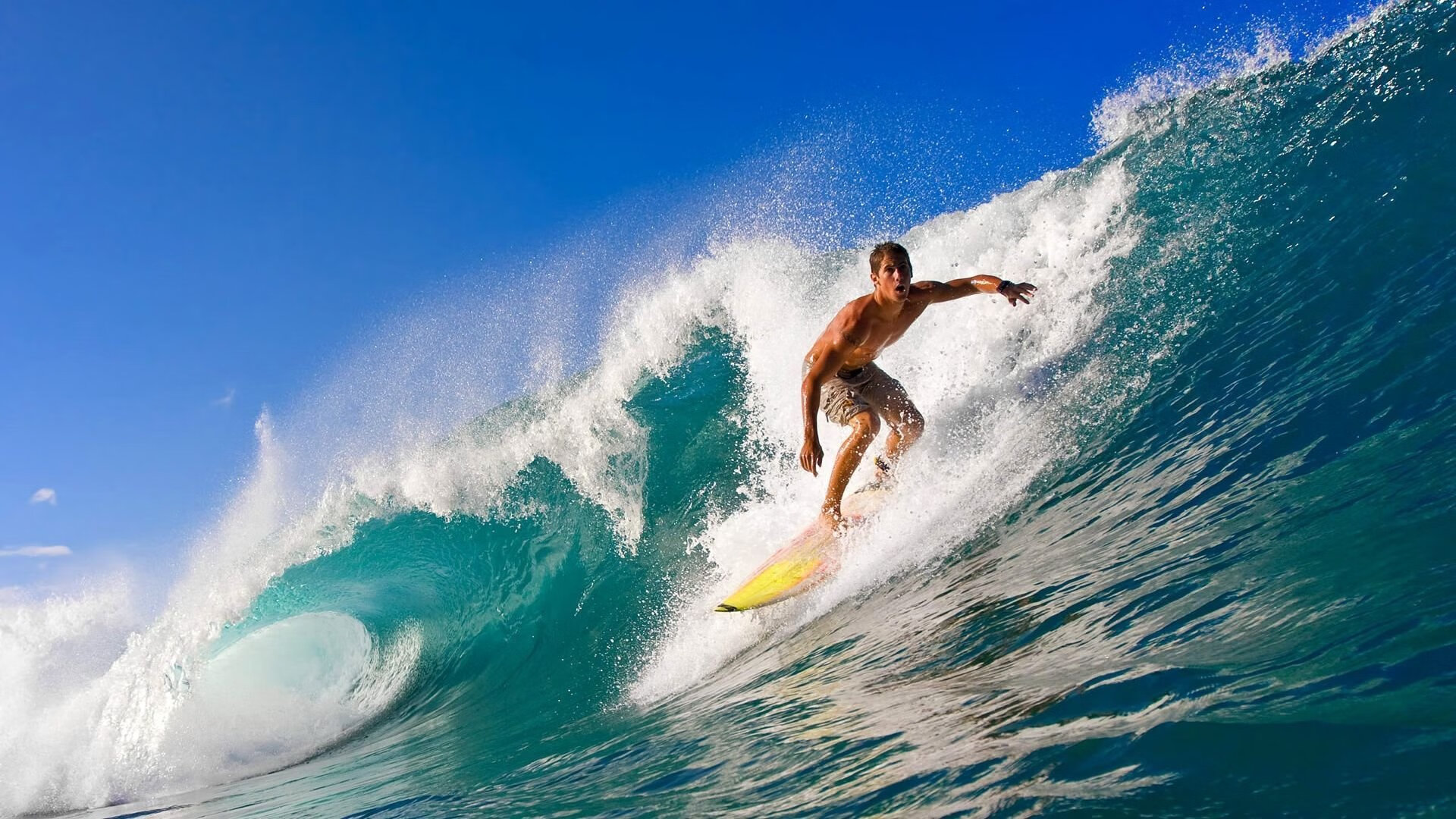 全球电竞巡回赛多国激战，精彩对决不断引爆观赛热情，全球电竞总决赛