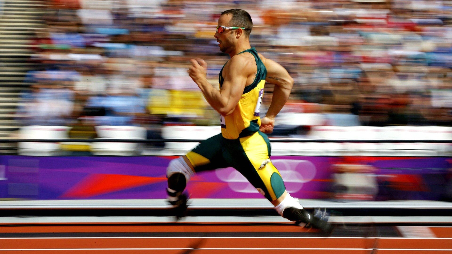 哥伦比亚骑手桑地亚哥·卡多纳在2024年巴黎奥运会盛装舞步比赛中取得第15名，创造历史最佳成绩。