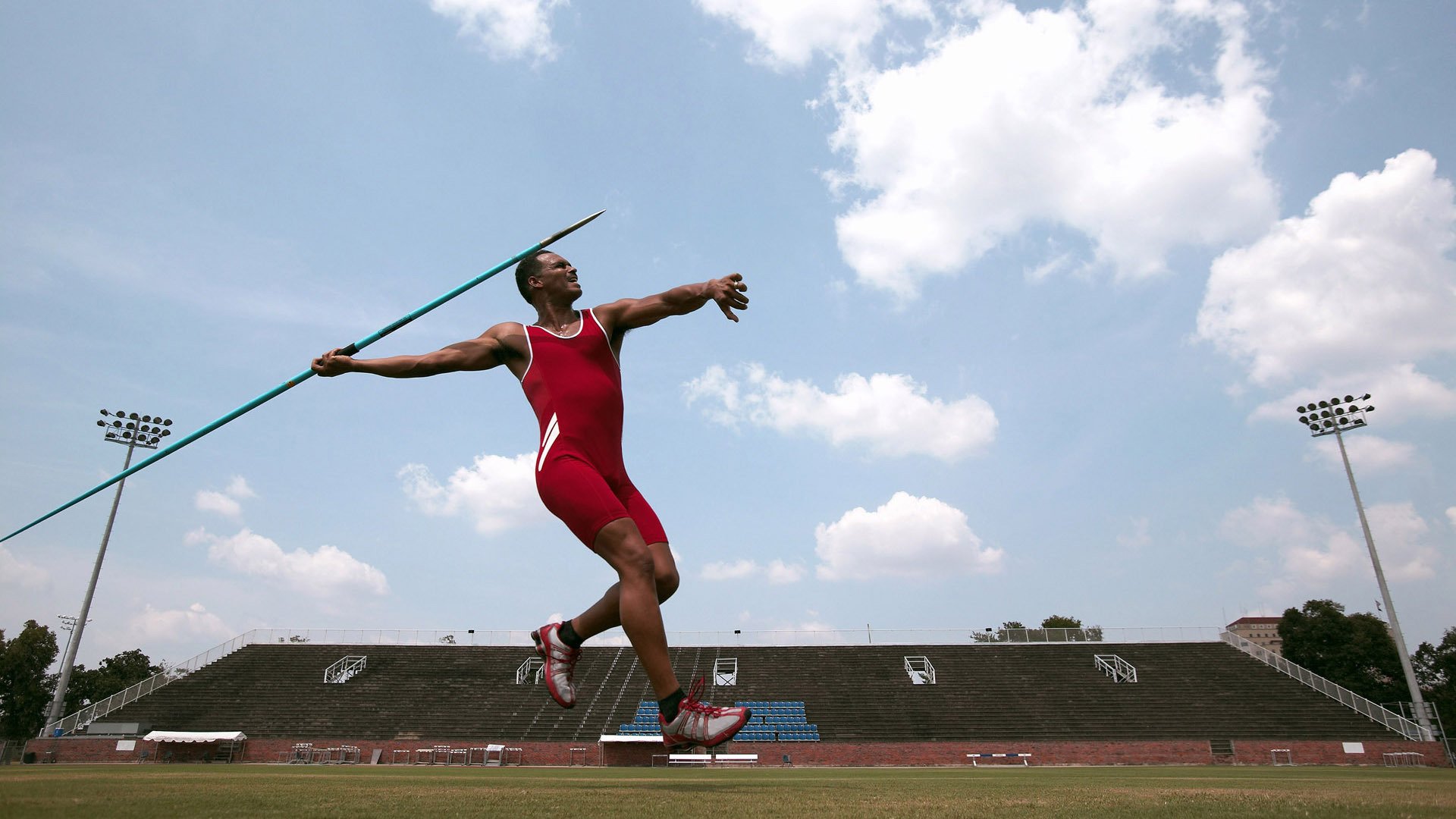 大众化青训“微课程”在全国范围内推广，青少年的运动素养得到提升
