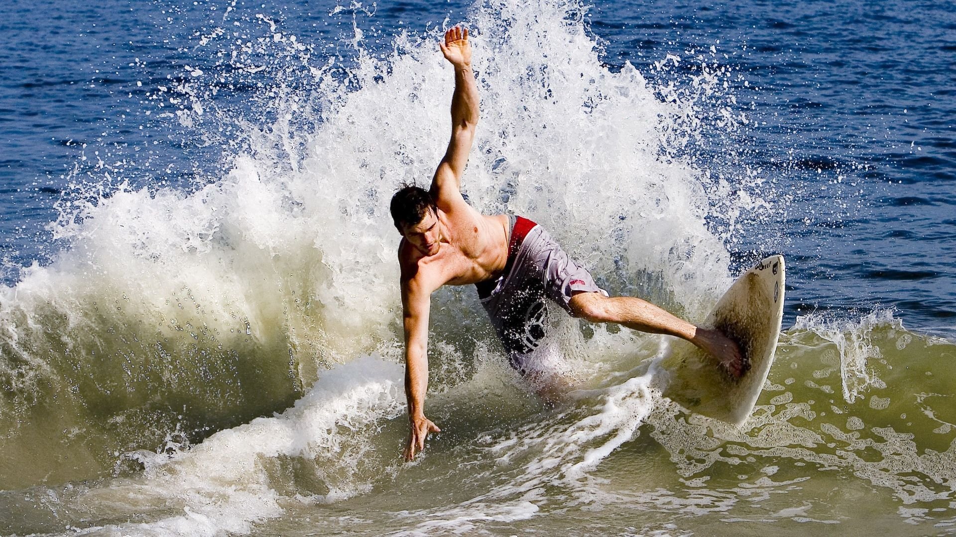 库里在全明星三分球大赛中，刷新多项记录，夺冠在望！，库里三分球大赛冠军是哪一年